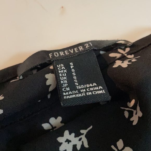 Crop top bundle - Picture 3 of 5